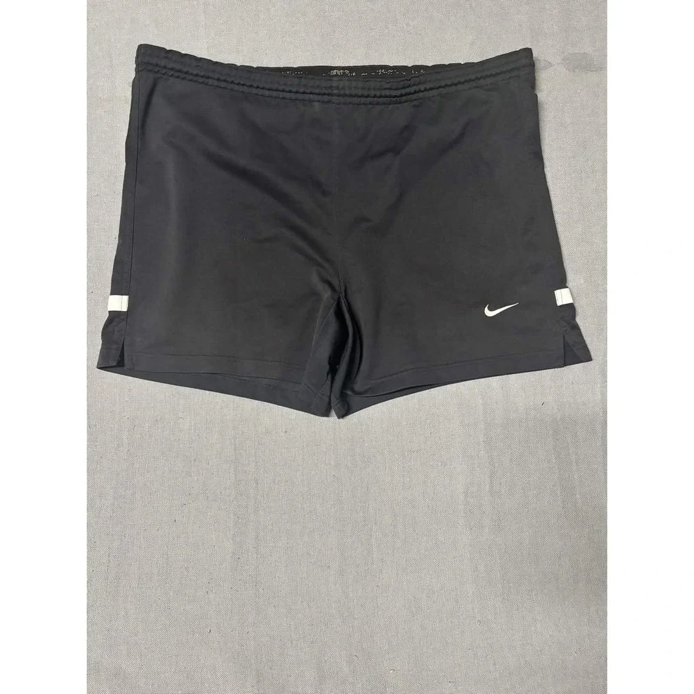 Nike Womens Shorts Size XL Athletic Black Polyester Solid Running Shorts Knit